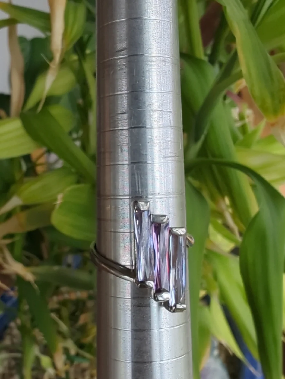 Faceted Purple/Blue Colored Glass 925 Silver Plated Ring Size 9 - Picture 14 of 14